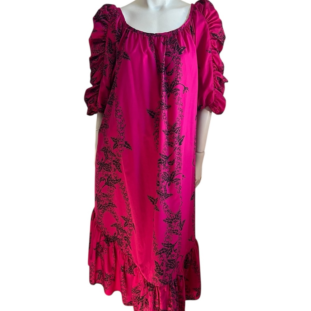 Hilo Hattie Pink Floral Dress